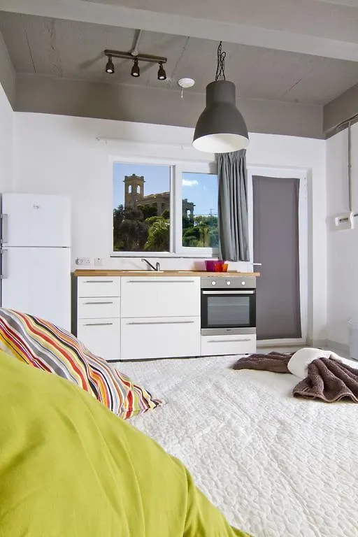 Nula Aparthotel St. Julian's