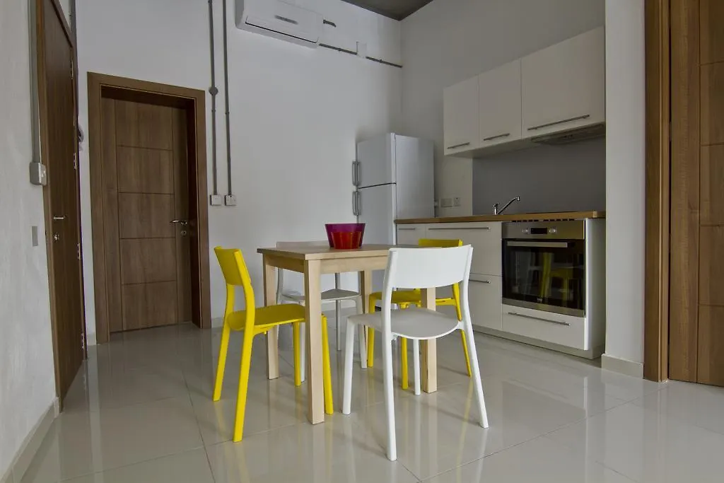 Aparthotel Nula à San Ġiljan 3*,